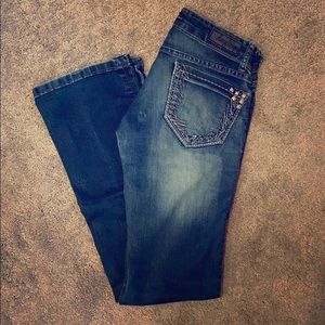 Daytrip “Leo” Buckle Jeans